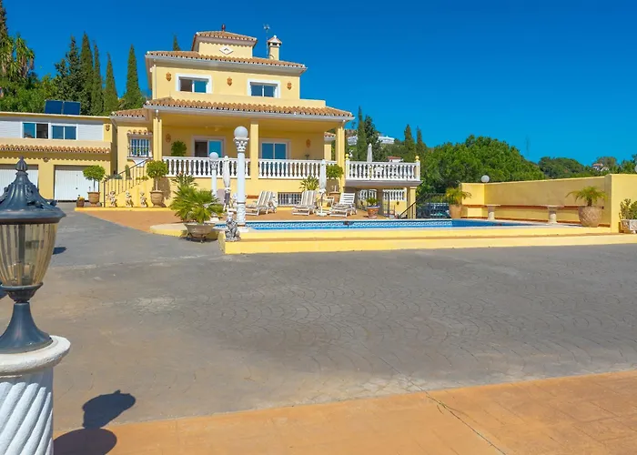 Roca Penthouse Apartamento Estepona