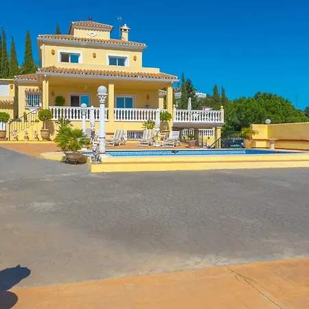 Roca Penthouse Διαμέρισμα Εστεπόνα